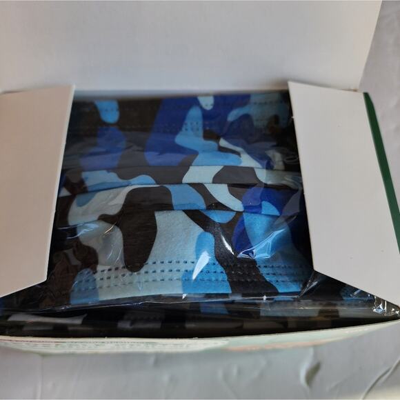 Disposable Protective Kids Face Masks Individually Pkgd 50 Pieces Asstd Colors - Picture 7 of 7